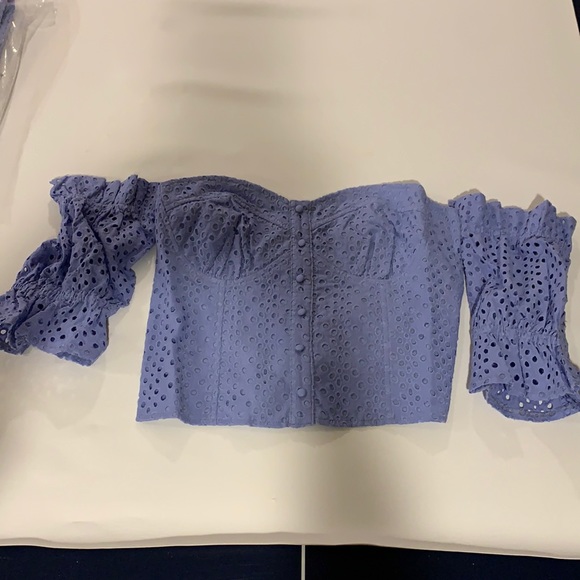 Off Shoulder Anglaise Top Puff Sleeve - Picture 2 of 11